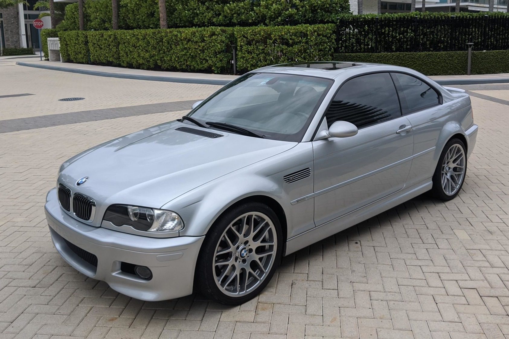 Manual 2002 BMW E46 M3 doubles its price in two days