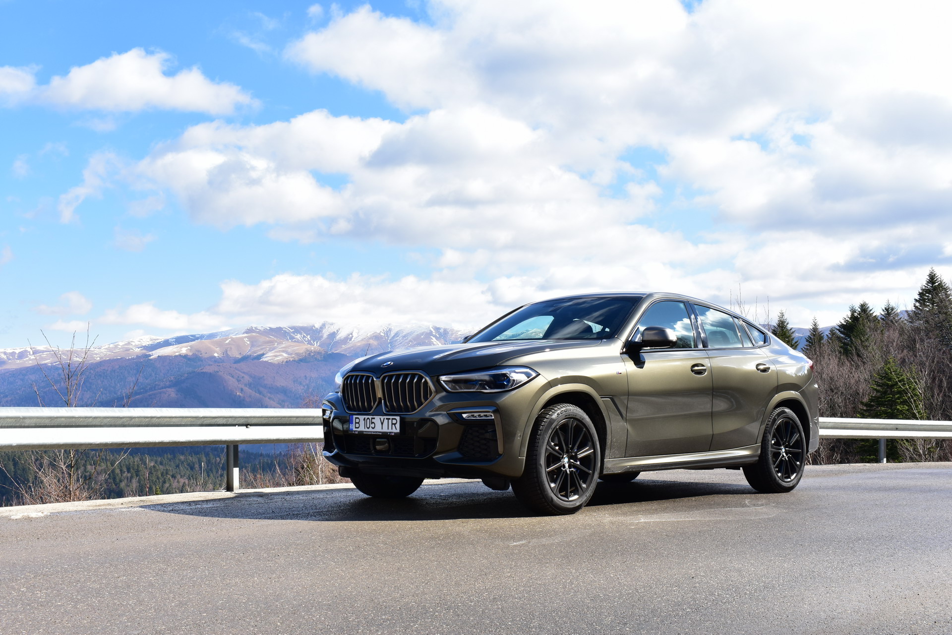 TEST DRIVE: 2020 BMW X6 M50d - Aggressive, Effortless, Compelling