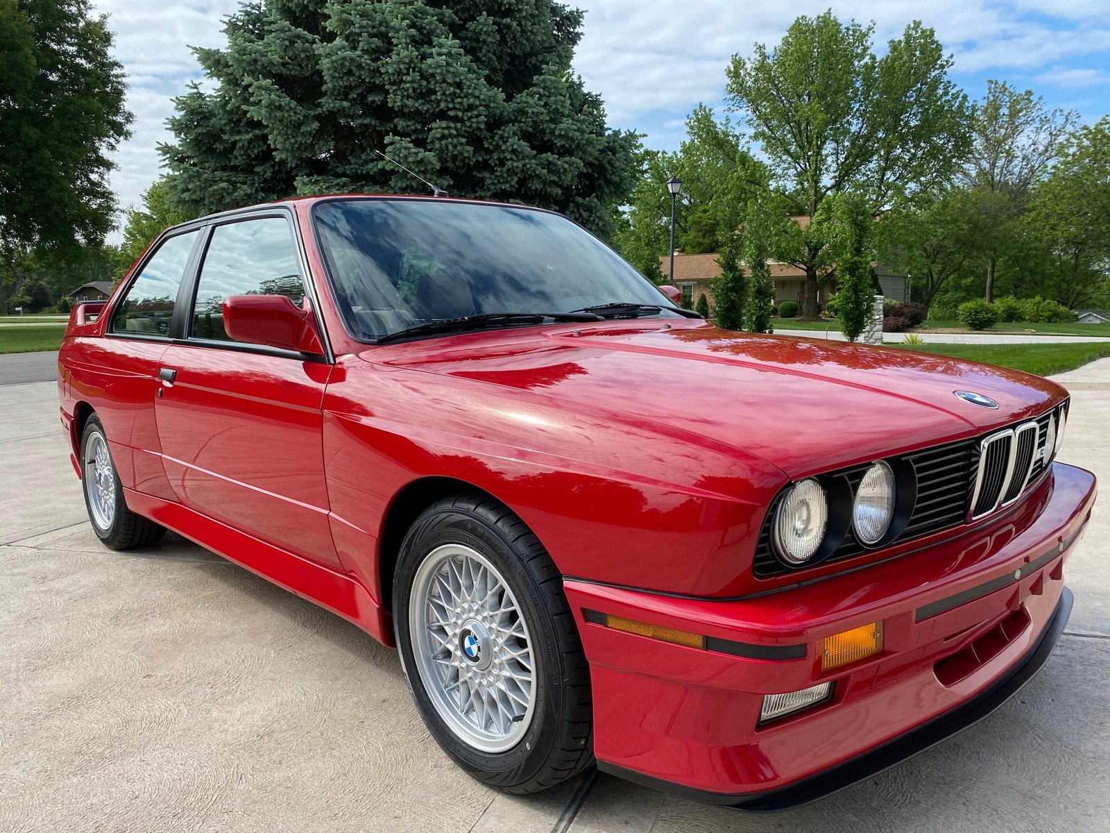 Car For Sale: Extremely Clean, 8k-Mile 1988 BMW M3 | Motor Memos