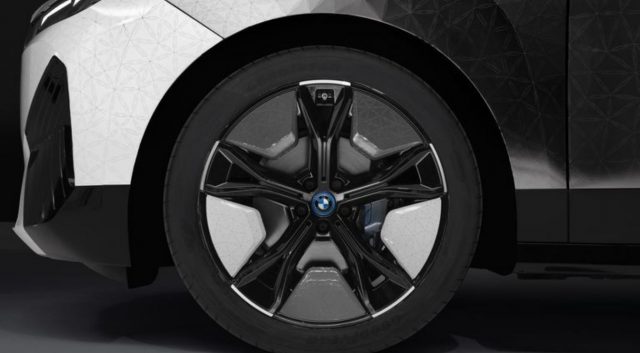 CES: BMW Built a Color-Changing Concept Car